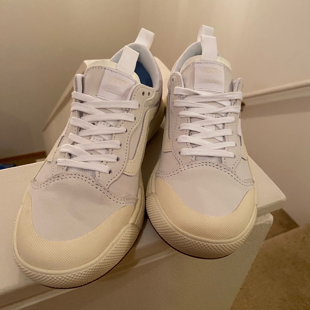 Van’s Ultrarange Ultra Cush Off White